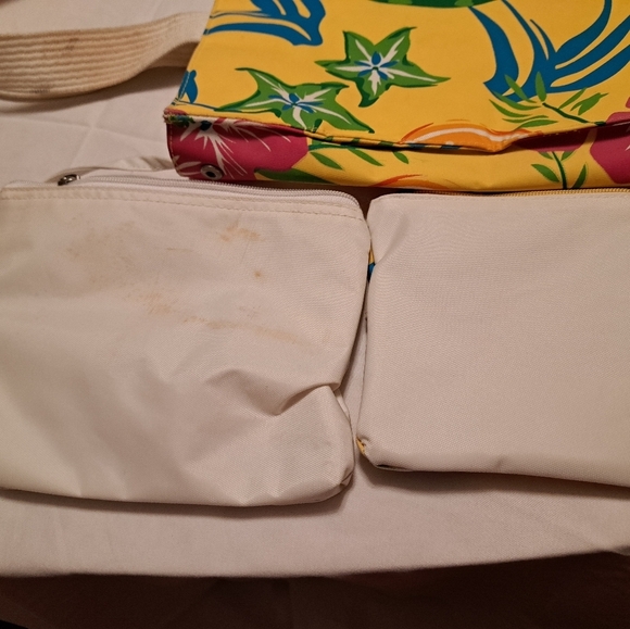 Summer Living Yellow Floral Tropical Beach Tote Bag - Picture 8 of 12